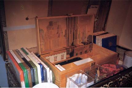 La maleta del pintor. Instal&middot;laci&oacute;. 1987.